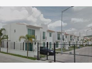 Casa en Venta en Misión Privadas Residenciales Irapuato