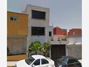 Casa en Venta en Lomas Verdes 4a Sección Naucalpan de Juárez