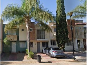 Casa en Venta en Real Del Bosque Zapopan