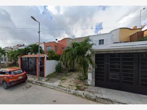 Casa en Venta en Supermanzana 529 Benito Juárez