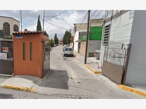 Casa en Venta en San Jeronimo Chicahualco Metepec