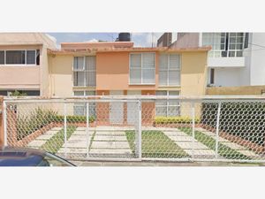 Casa en Venta en Hacienda de Echegaray Naucalpan de Juárez