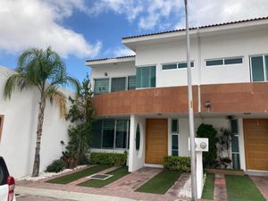 Casa en Venta en Bahamas Corregidora