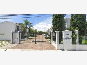 Casa en Venta en Santa Ana Tepetitlan Zapopan