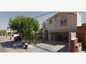 Casa en Venta en Parques de San Felipe Chihuahua