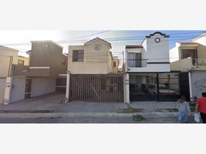 Casa en Venta en Balcones de Santa Rosa Apodaca