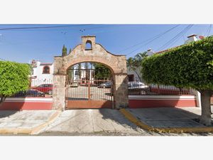 Casa en Venta en Colonial Tlaquepaque San Pedro Tlaquepaque