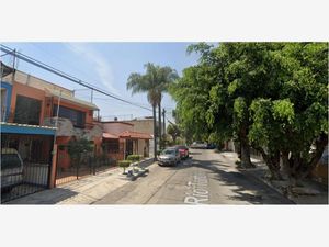 Casa en Venta en Jardines del Rosario Guadalajara