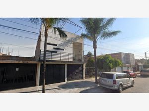 Casa en Venta en Insurgentes 1a Secc Guadalajara