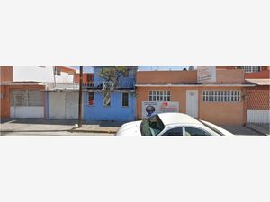 Casa en Venta en Villa de las Flores 1a Sección (Unidad Coacalco) Coacalco de Berriozábal