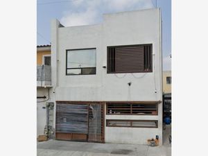 Casa en Venta en Los Amarantos Apodaca