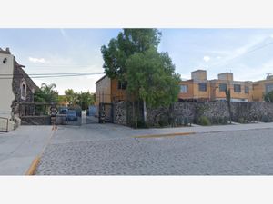 Casa en Venta en San Jose El Alto Querétaro