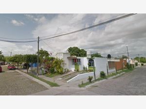 Casa en Venta en Real Centenario Villa de Álvarez