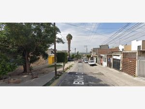 Casa en Venta en Cumbres de la Piscina León