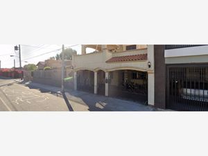 Casa en Venta en Jardines del Lago Mexicali