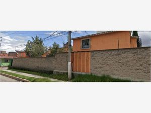 Casa en Venta en Club Jardin Toluca