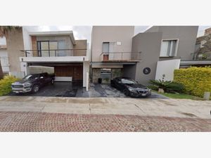 Casa en Venta en Cumbres del Lago Querétaro