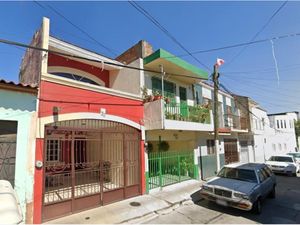 Casa en Venta en Zapotiltic Centro Zapotiltic