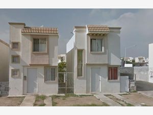 Casa en Venta en Los Viñedos Santa Catarina