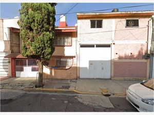 Casa en Venta en Valle de Aragon Nezahualcóyotl