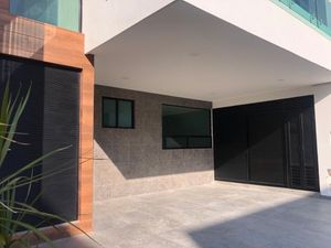 CASA EN VENTA PARQUE MEDITERRANEO LOMAS DE ANGELOPOLIS