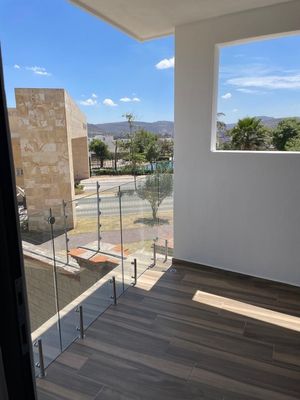 CASA EN VENTA PARQUE NAYARIT LOMAS DE ANGELOPOLIS