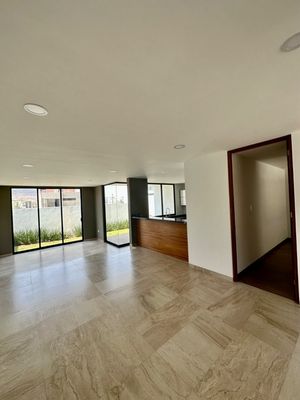 CASA EN VENTA PARQUE VERACRUZ LOMAS DE ANGELOPOLIS III