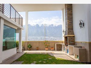 Casa en Venta en Balcones de las Mitras Monterrey