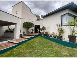 Casa en Venta en Villas del Mesón Querétaro