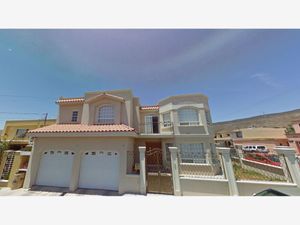 Casa en Venta en Valle Dorado Ensenada