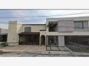 Casa en Venta en Bosques de las Cumbres Monterrey