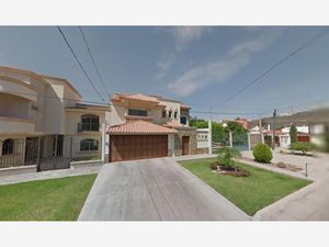 Casa en Venta en Las Fuentes Ahome