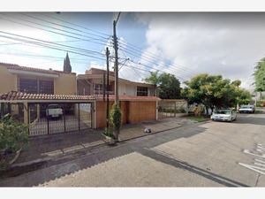 Casa en Venta en Bosques de La Victoria Guadalajara