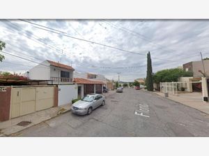 Casa en Venta en Quintas del Sol II Chihuahua