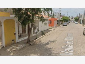 Casa en Venta en Valle Dorado II Mazatlán