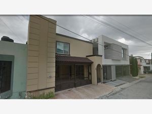 Casa en Venta en Bosques de las Cumbres Monterrey