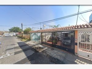 Casa en Venta en Quinta Velarde Guadalajara