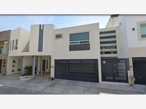 Casa en Venta en Cumbres Elite Monterrey