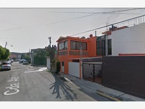 Casa en Venta en Las Rosas Tlalnepantla de Baz