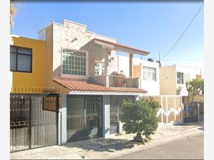 Casa en Venta en Jardines de Guadalupe Guadalajara