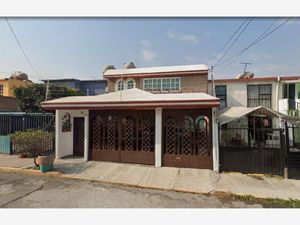 Casa en Venta en Bosques del Valle 1a Sección Coacalco de Berriozábal