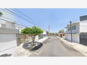 Casa en Venta en Las Aguilas Zapopan