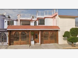 Casa en Venta en Bosques del Valle 1a Sección Coacalco de Berriozábal