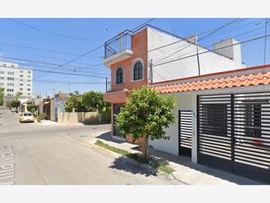 Casa en Venta en Villas de la Hacienda Celaya