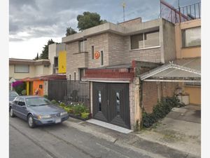 Casa en Venta en Lomas Verdes 1a Sección Naucalpan de Juárez