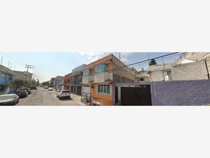 Casa en Venta en Las Aguilas Nezahualcóyotl