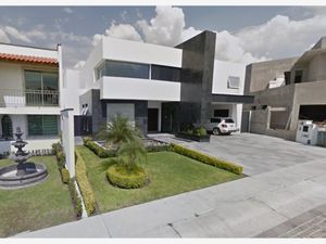 Casa en Venta en Cumbres del Lago Querétaro