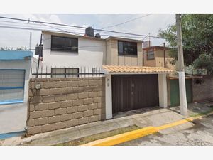 Casa en Venta en Viveros del Valle Tlalnepantla de Baz