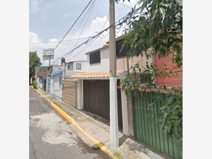 Casa en Venta en Viveros del Valle Tlalnepantla de Baz