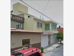 Casa en Venta en Valle de Santa Mónica Tlalnepantla de Baz